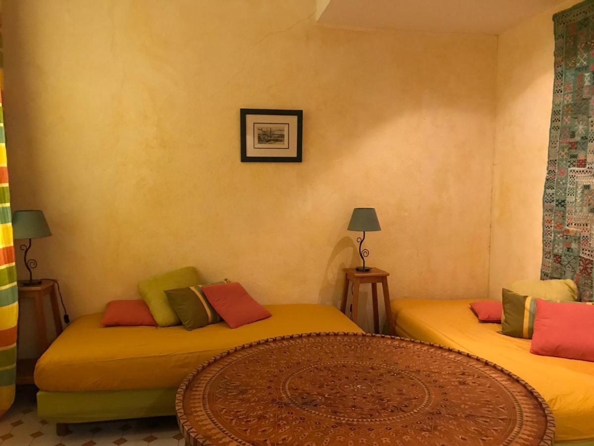 Maison Sainte Barbe Autun ภายนอก รูปภาพ