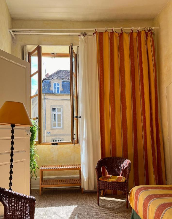 Maison Sainte Barbe Autun ภายนอก รูปภาพ