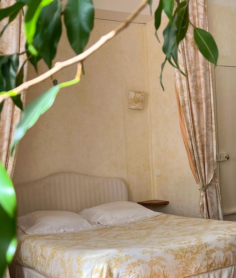 Maison Sainte Barbe Autun ภายนอก รูปภาพ