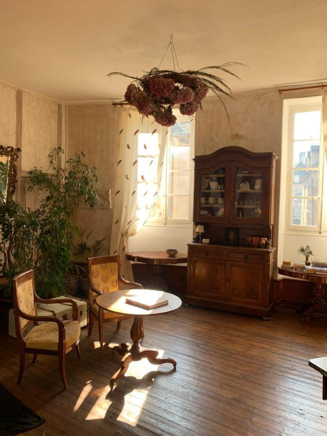Maison Sainte Barbe Autun ภายนอก รูปภาพ